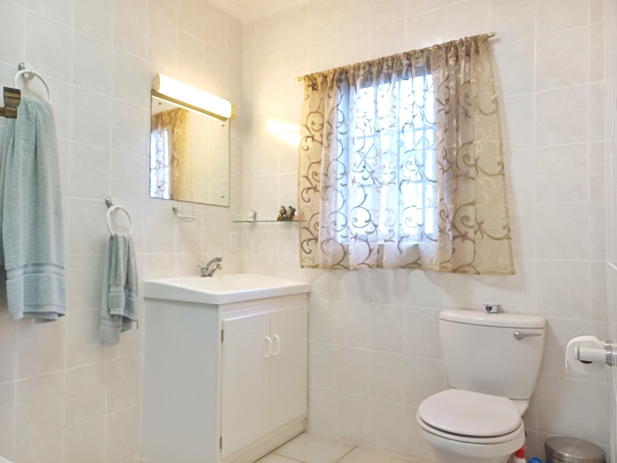 3 Bedroom Property for Sale in Grootbrakhoogte Western Cape